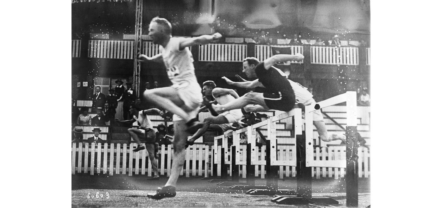 Anvers, 110 m haies – Jeux olympiques – Agence Rol - 1920 - BnF, département des Estampes et de la photographie