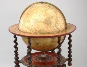 Celestial globe, par John Senex