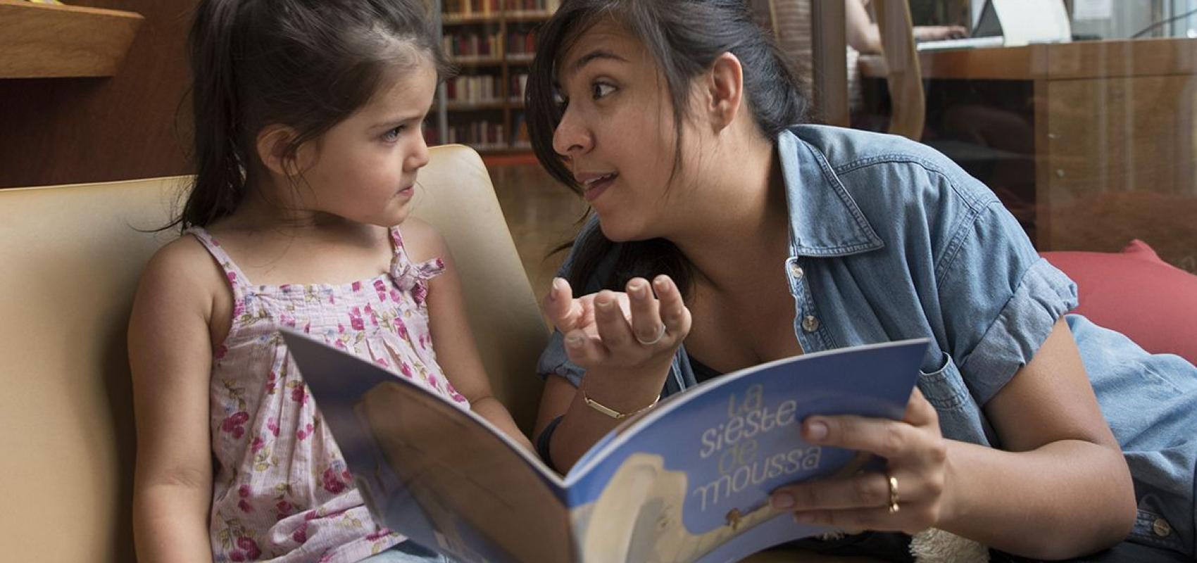 Lecture en salle I avec enfant -  - Béatrice Lucchese / BnF