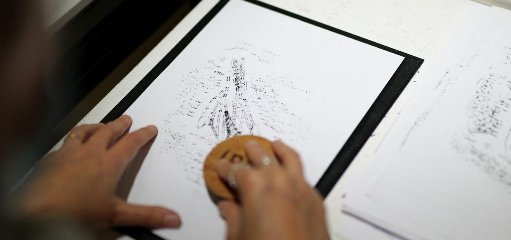 Initiation à la linogravure - - © Élie Ludwig / BnF