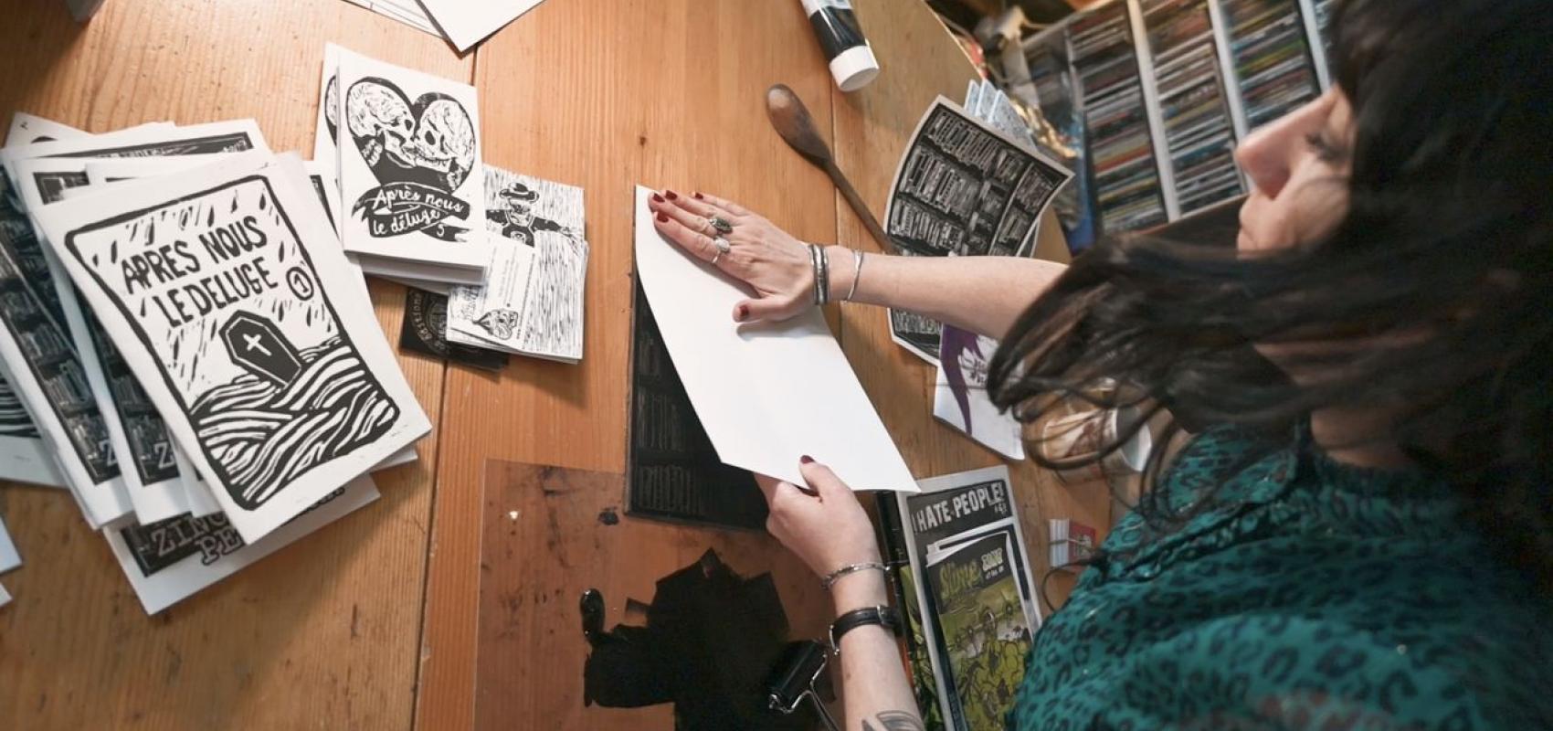 Delphine Bucher ; image extraite du film Fanzinat - - © Metro Beach / Guillaume Gwardeath