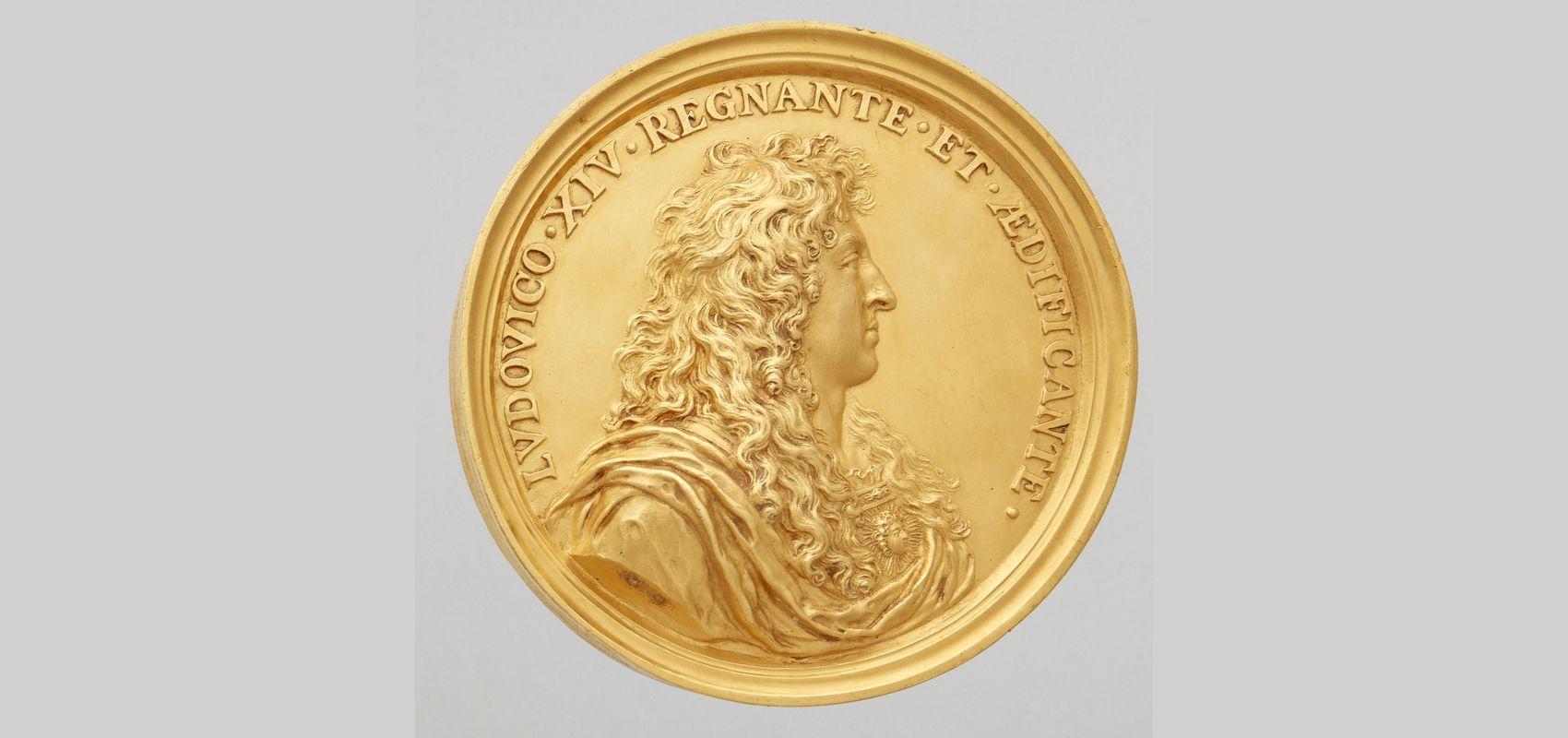 Médaille : Louis XIV, le projet de façade du Louvre du Bernin, par Jean Varin, graveur - 1665 - BnF, département des Monnaies, médailles et antiques