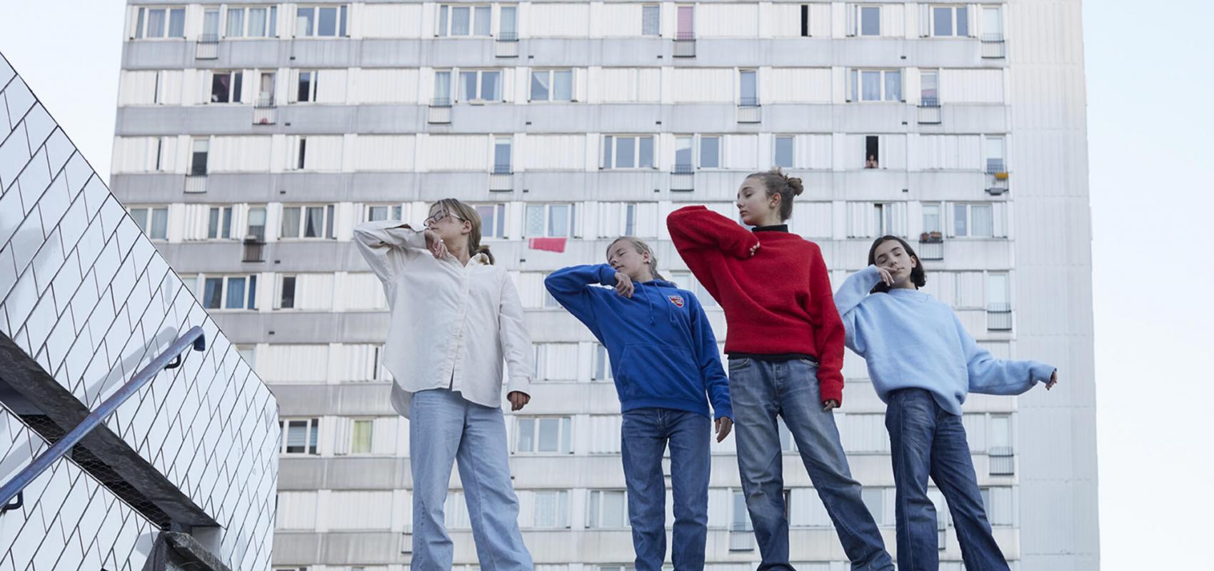 Aglaé Bory, série « L'art en jeu, poétique de la ville » - 2021-2022 - © Aglaé Bory / Grande commande photojournalisme