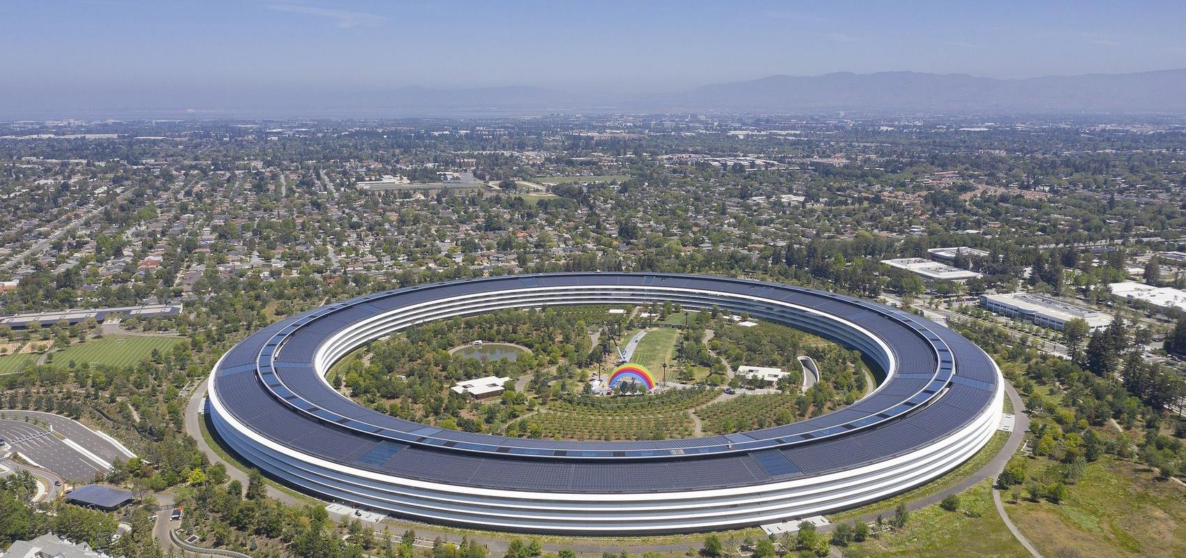 Vue aérienne de l'Apple Park - - © Photo : Arne Müseler / arne-mueseler.com / CC-BY-SA-3.0