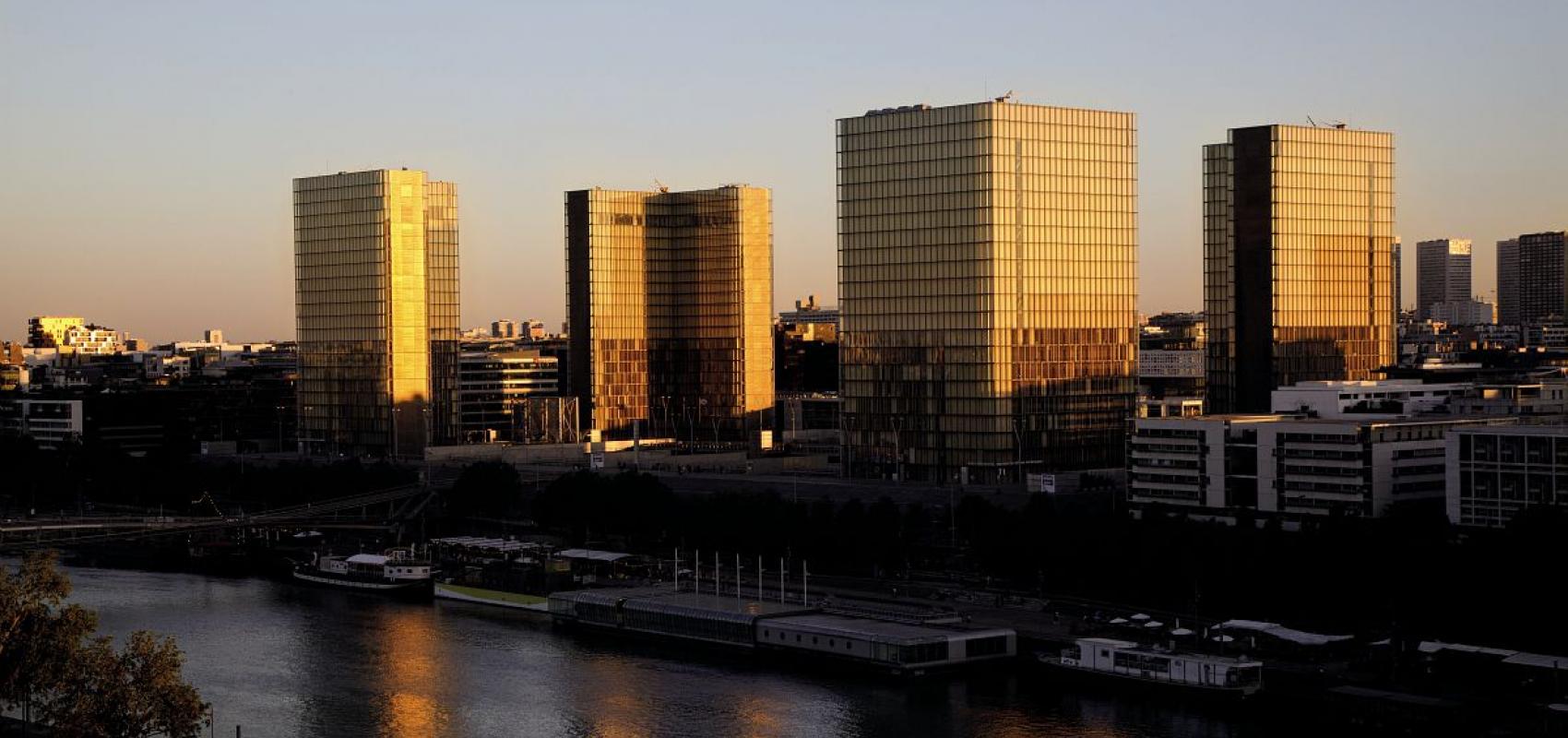 Vue de la BnF François-Mitterrand depuis la rive droite - - © Thierry Ardouin / Tendance Floue / BnF