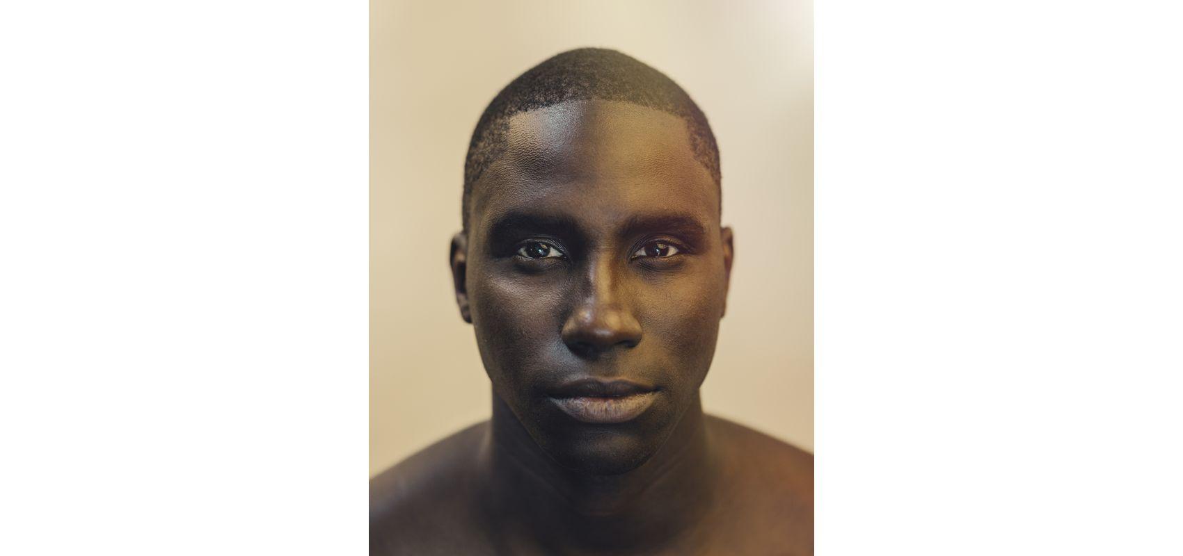 Birane Ba, pensionnaire de la troupe de la Comédie-Française - - © Stéphane Lavoué, coll. Comédie-Française